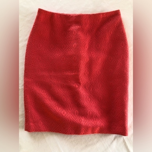 Banana Republic Dresses & Skirts - NWT Banana Republic Size 0 Pencil Skirt